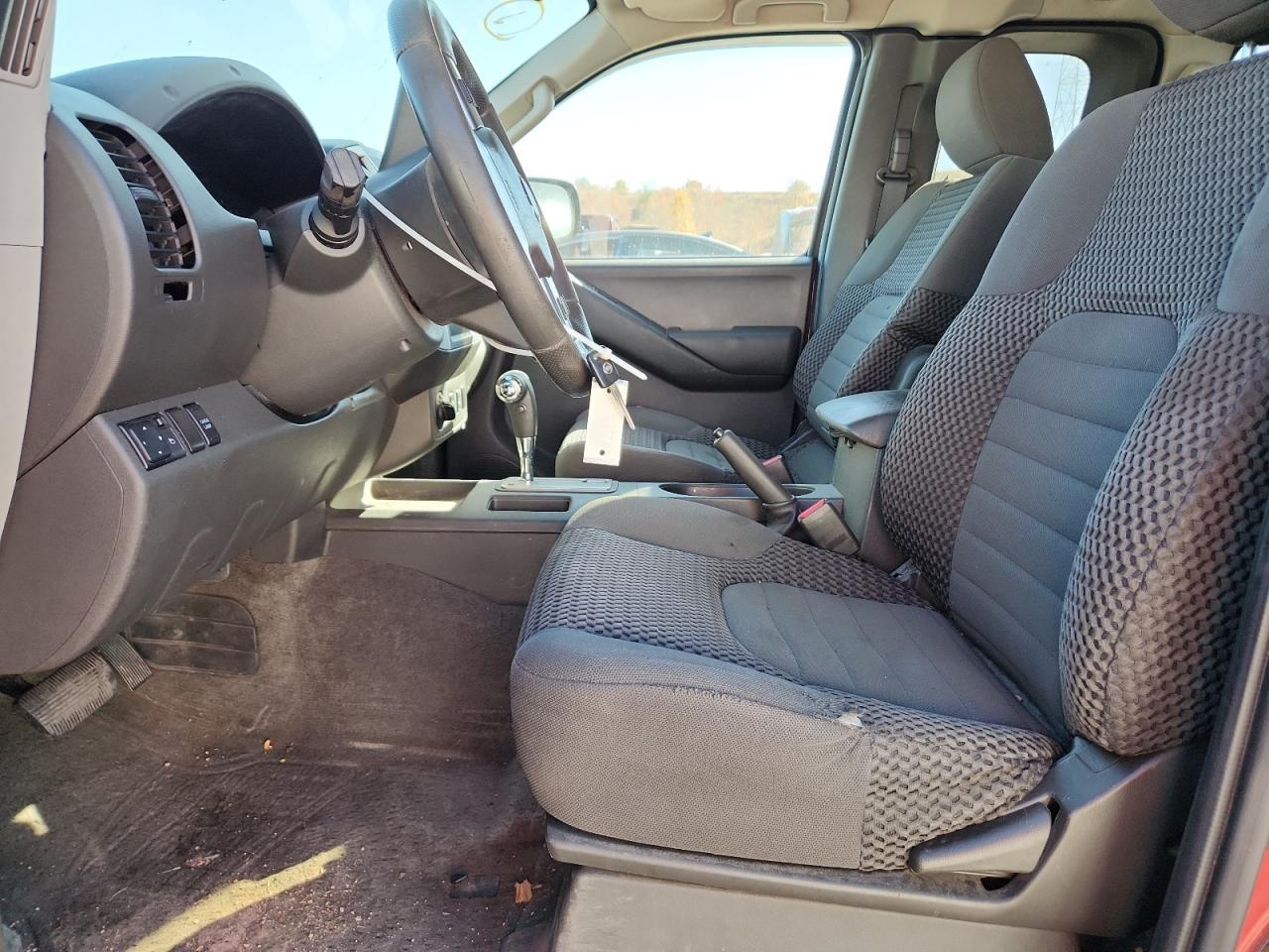 2012 NISSAN Frontier