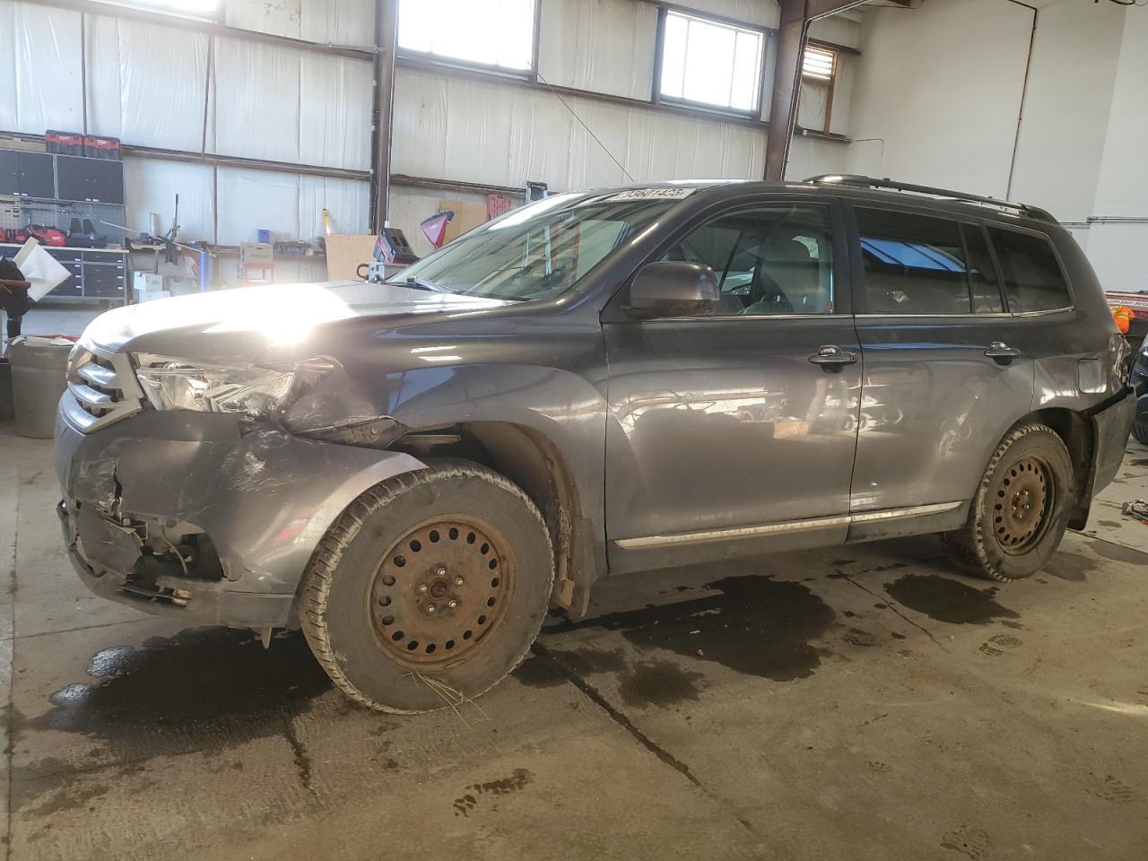 2013 TOYOTA HIGHLANDER