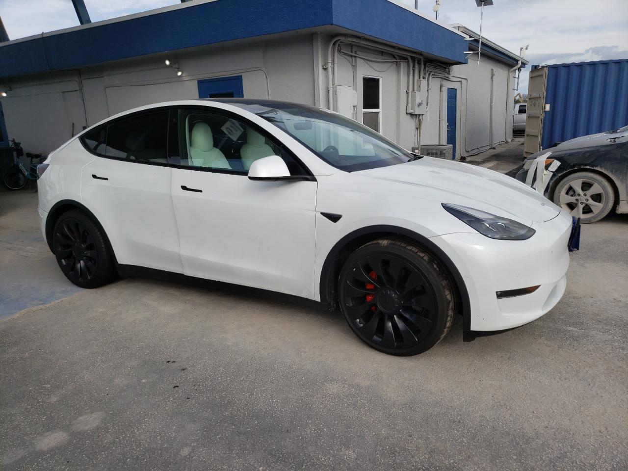 2022 TESLA MODEL Y