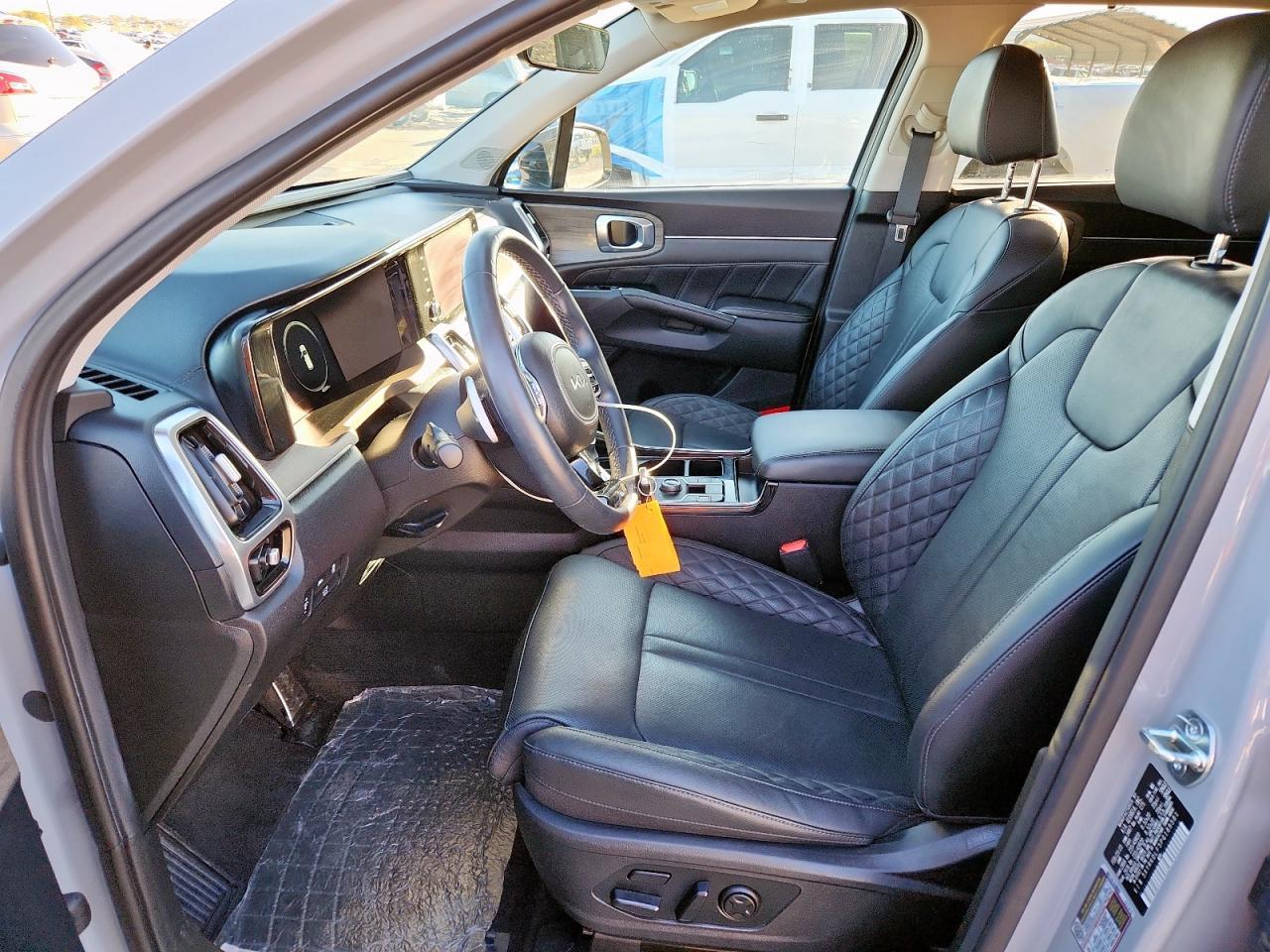 2023 KIA SORENTO