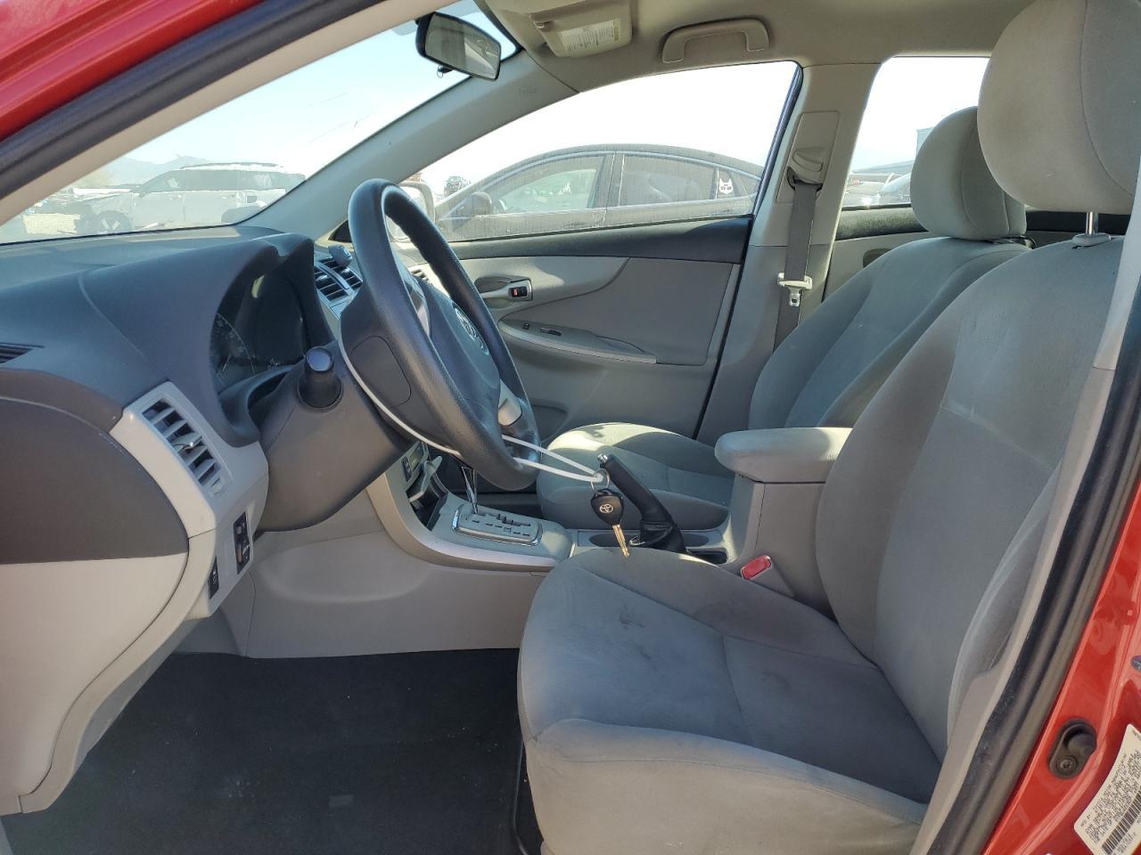 2013 TOYOTA COROLLA