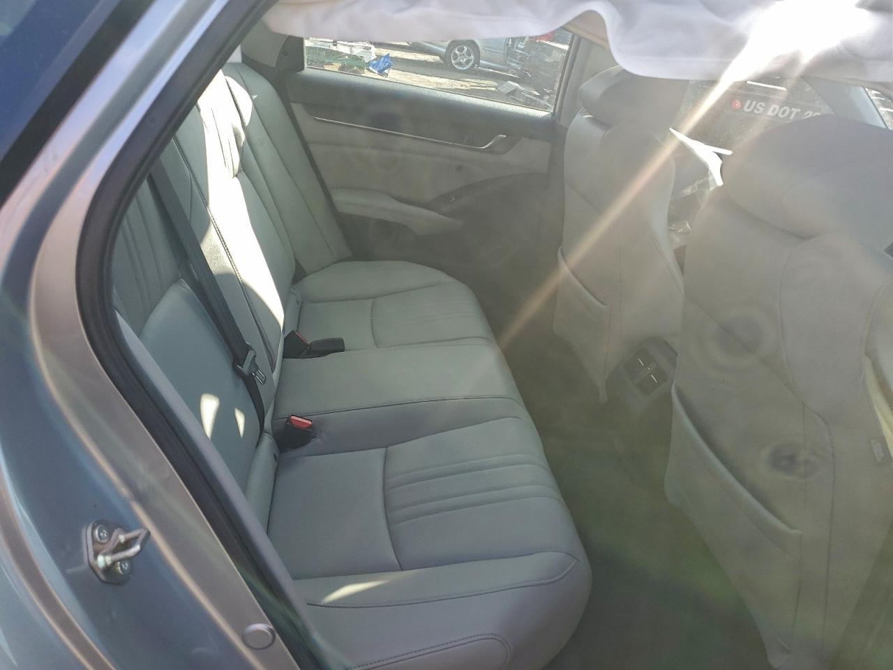 2019 HONDA ACCORD