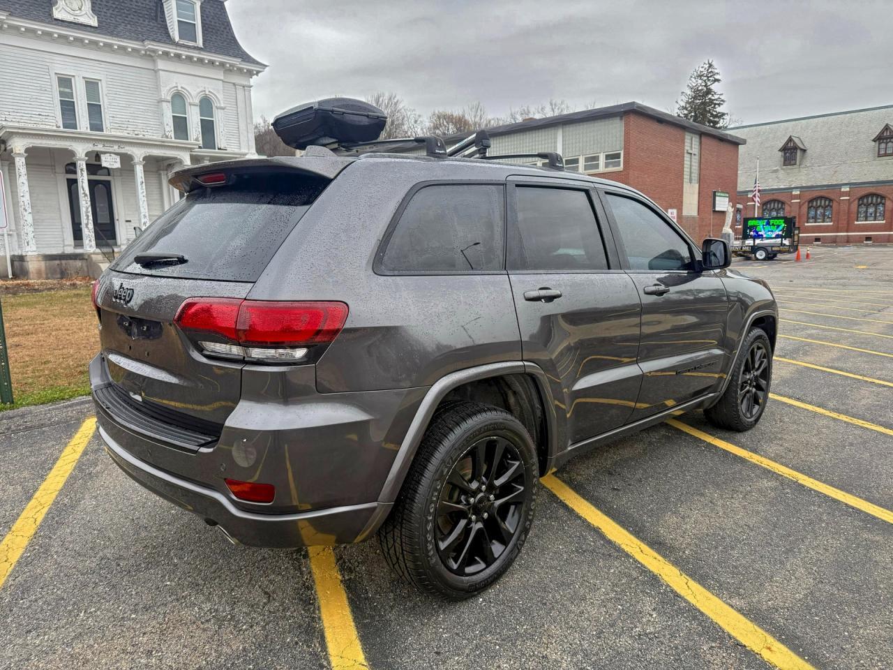 2017 JEEP Grand Cherokee