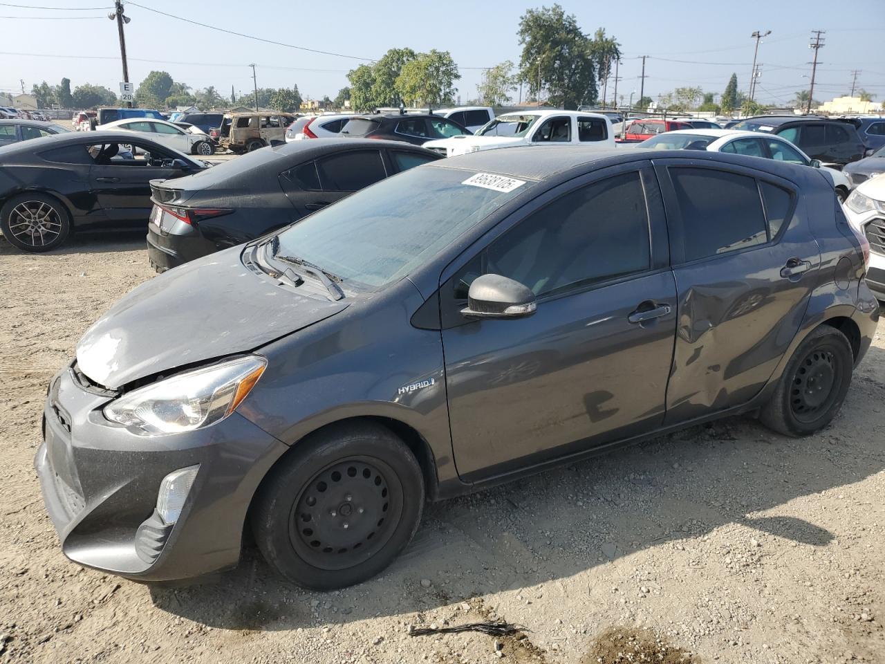 2016 TOYOTA Prius c