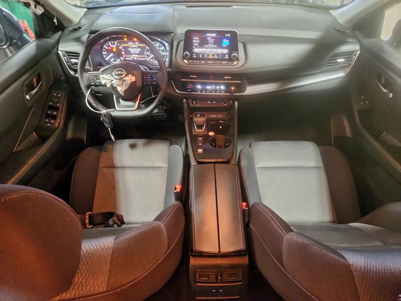 2025 NISSAN ROGUE