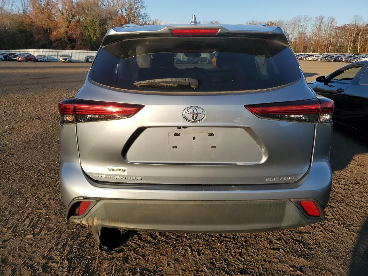 2021 TOYOTA HIGHLANDER