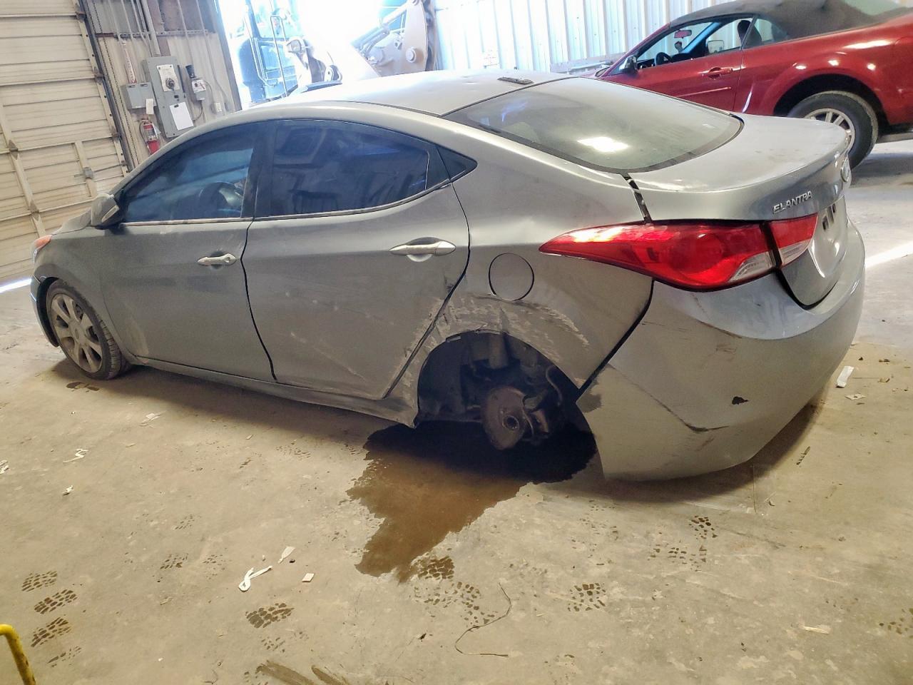 2012 HYUNDAI ELANTRA
