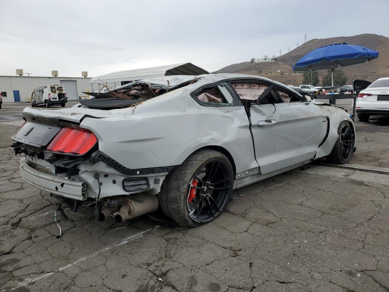 2017 FORD MUSTANG