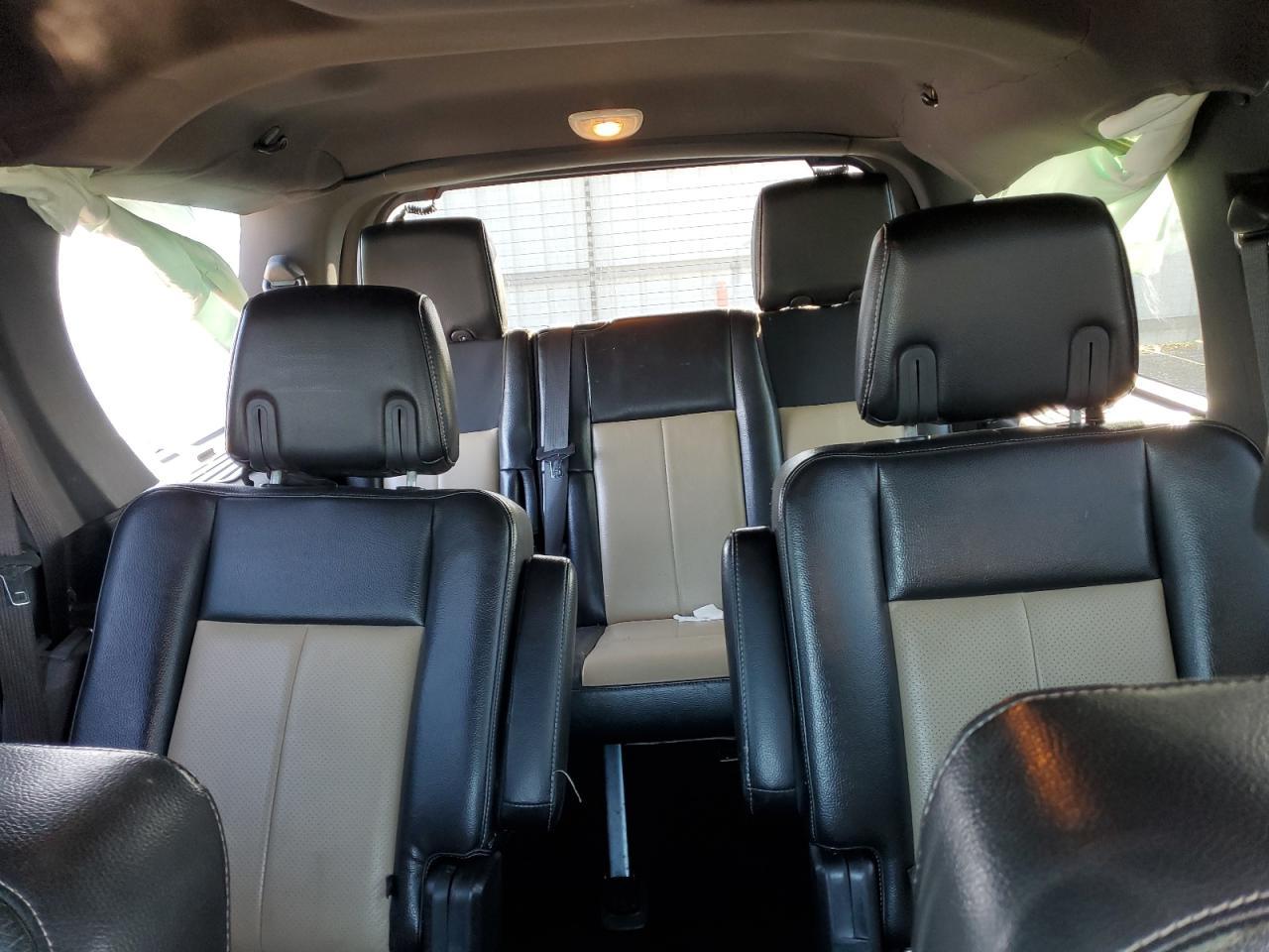 2010 FORD Expedition