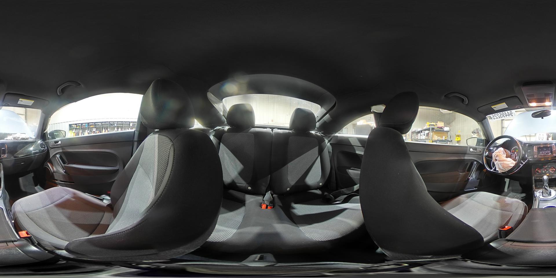 2018 VOLKSWAGEN Beetle
