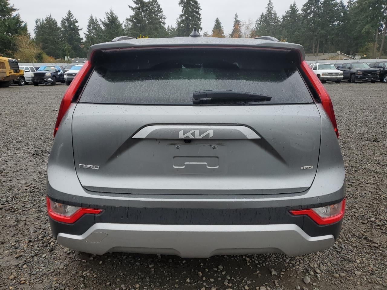 2023 KIA Niro