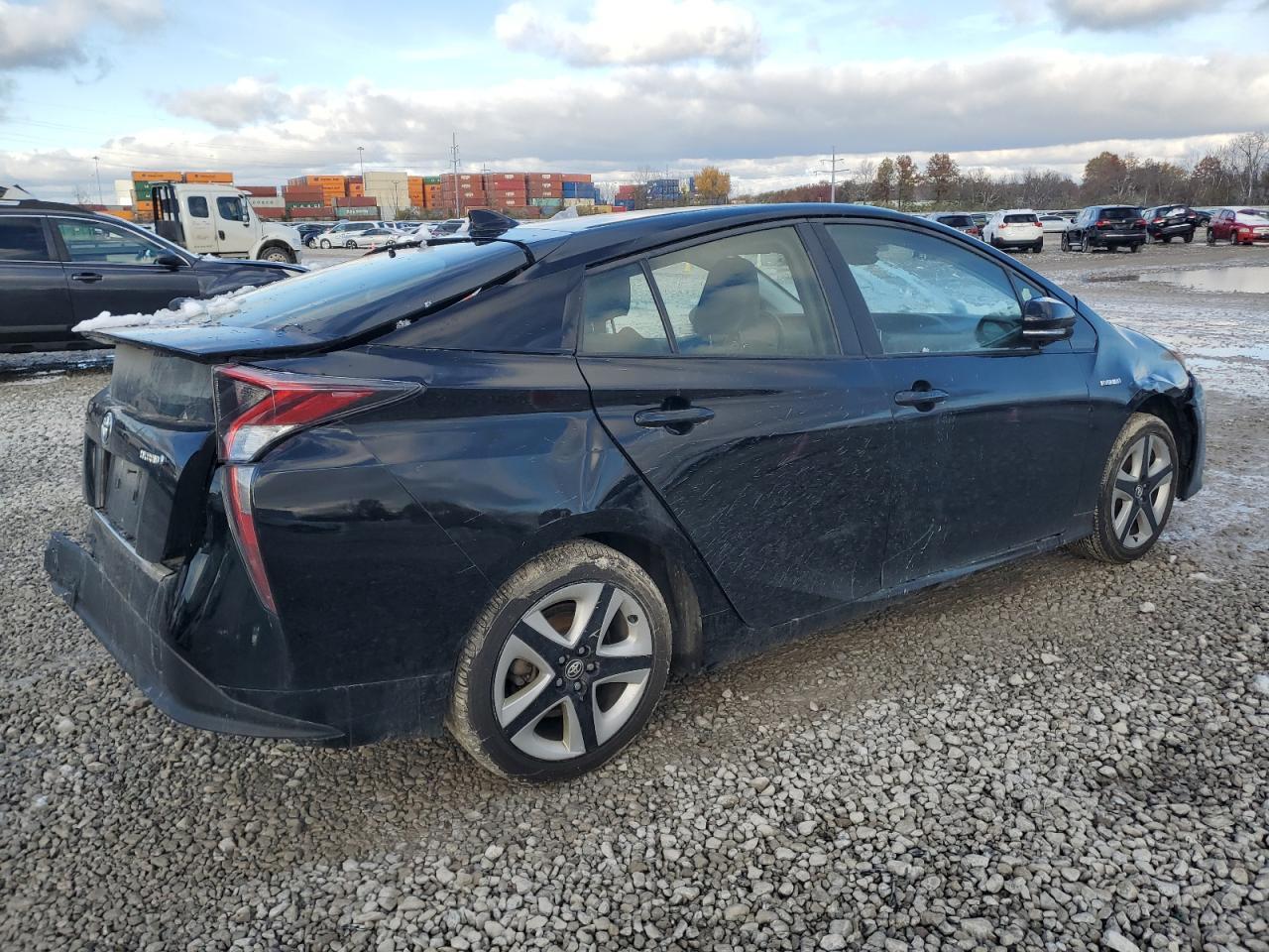 2016 TOYOTA PRIUS
