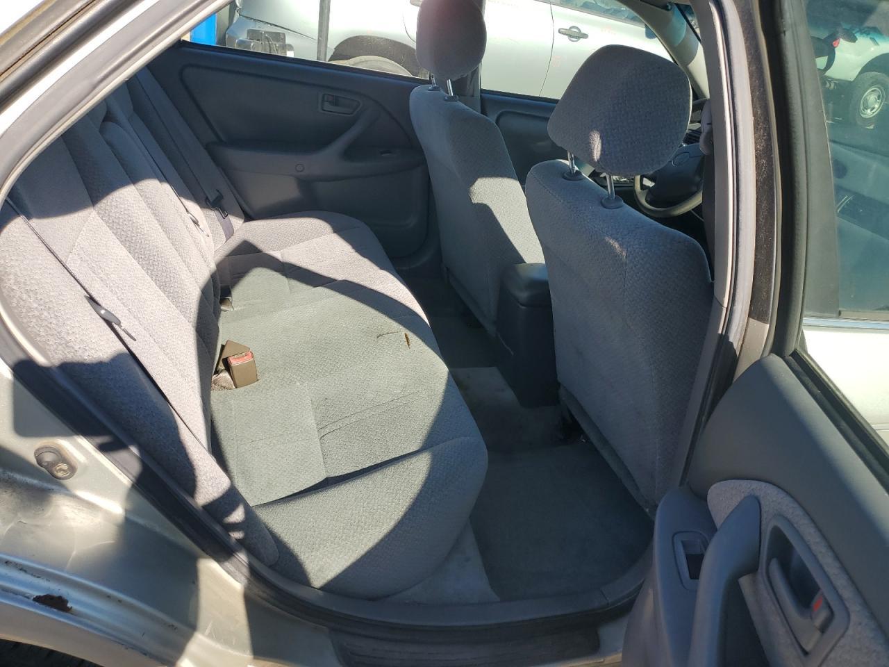 2001 TOYOTA CAMRY