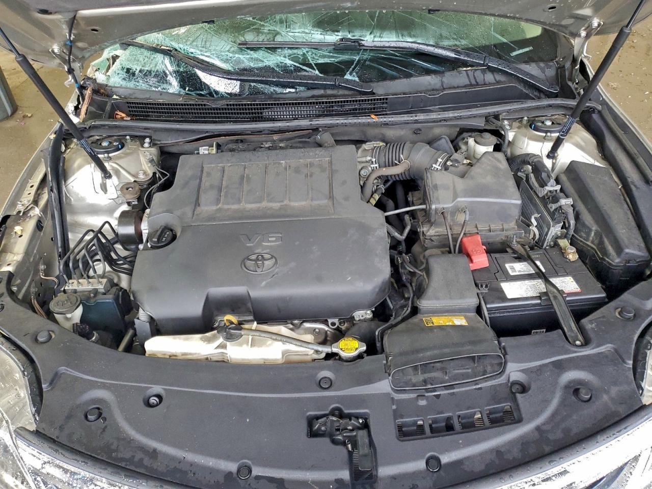 2014 TOYOTA Avalon