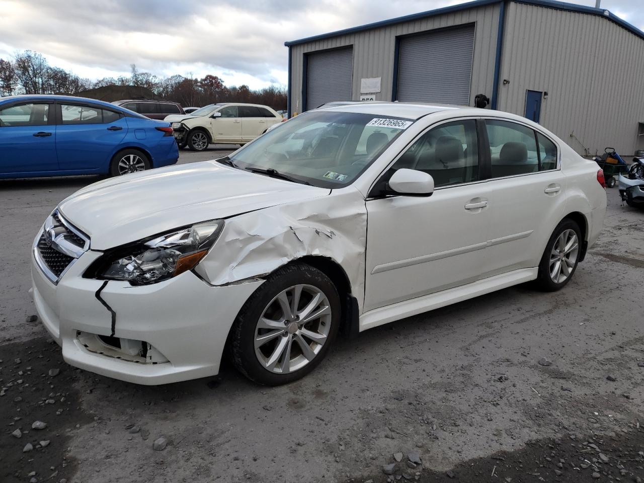 2013 SUBARU Legacy