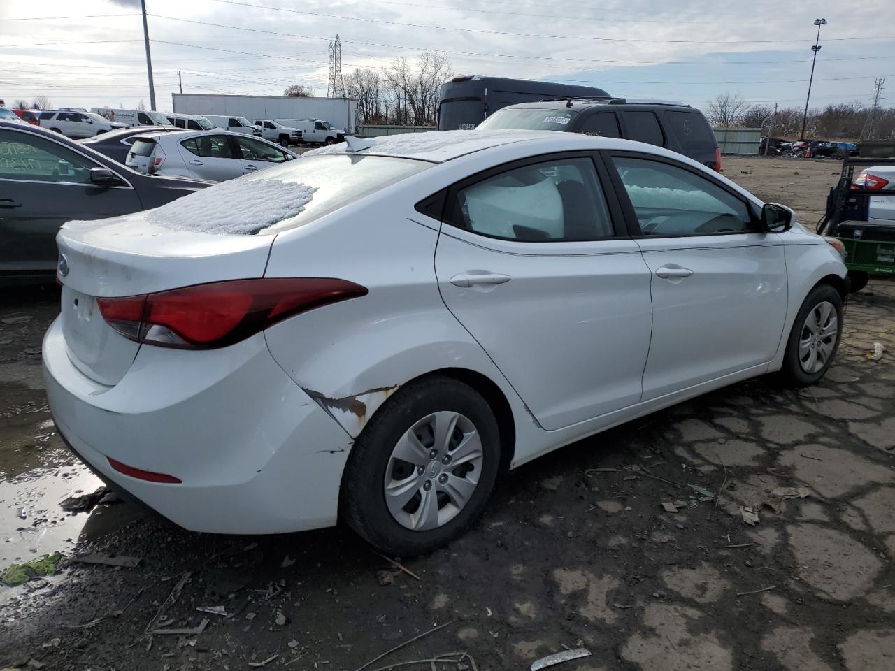 2016 HYUNDAI ELANTRA