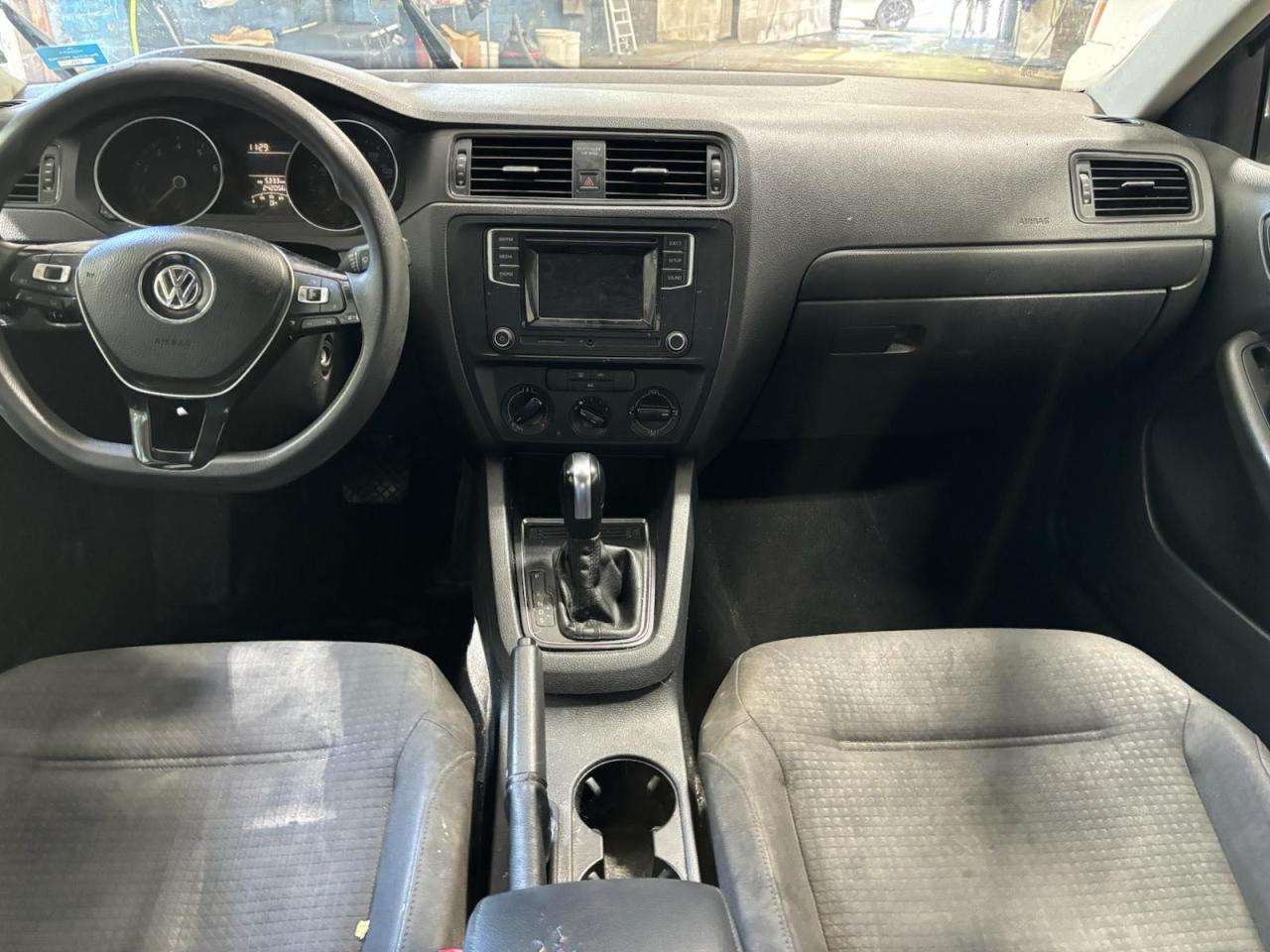 2016 VOLKSWAGEN JETTA