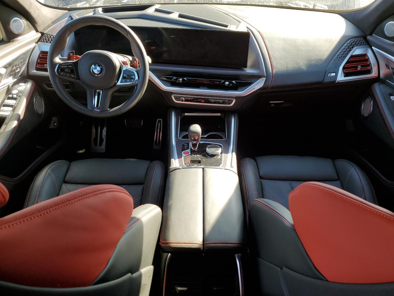 2024 BMW Xm