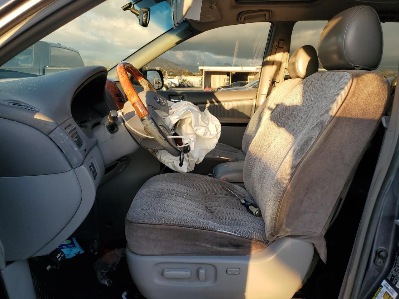 2007 TOYOTA SIENNA