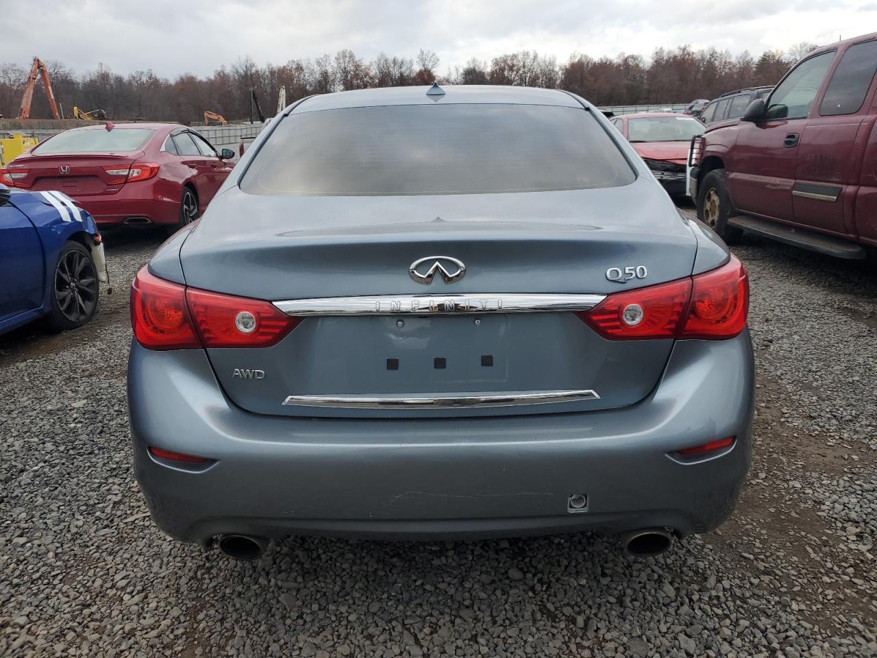 2015 INFINITI Q50