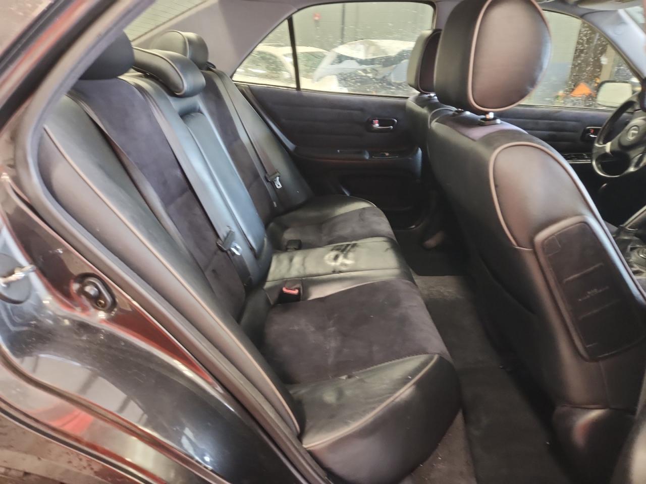 2004 LEXUS IS 300