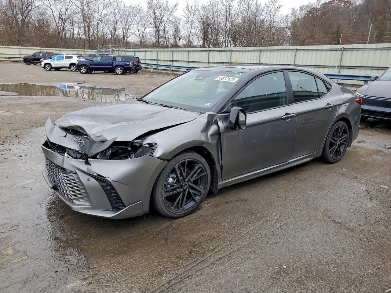 2025 TOYOTA CAMRY