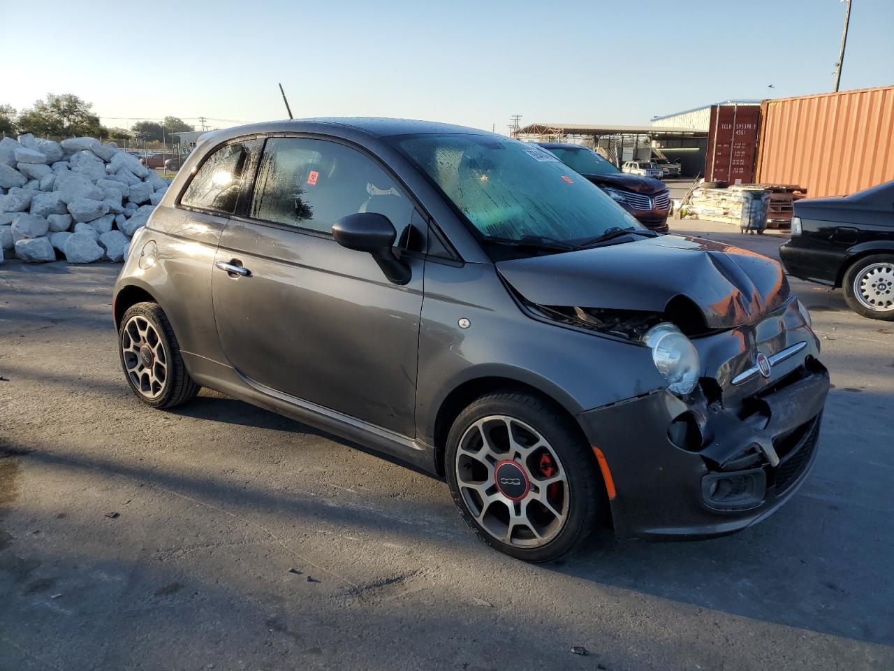 2015 FIAT 500