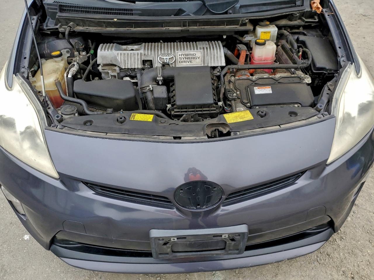 2014 TOYOTA PRIUS