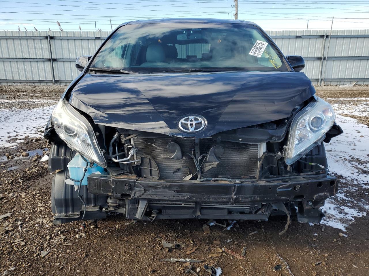 2022 TOYOTA SIENNA