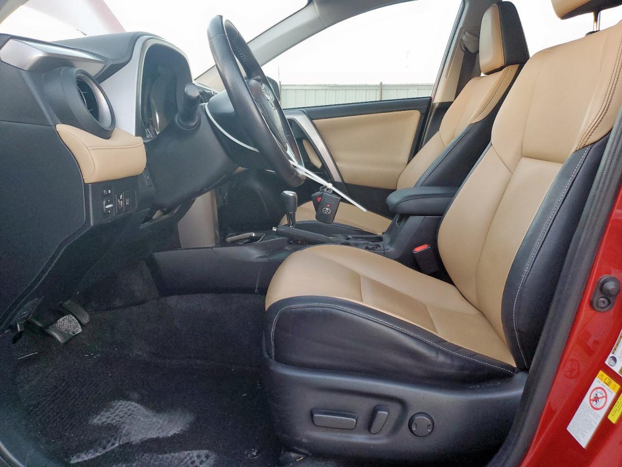 2016 TOYOTA RAV4