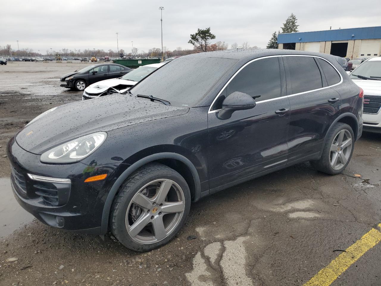 2016 PORSCHE CAYENNE
