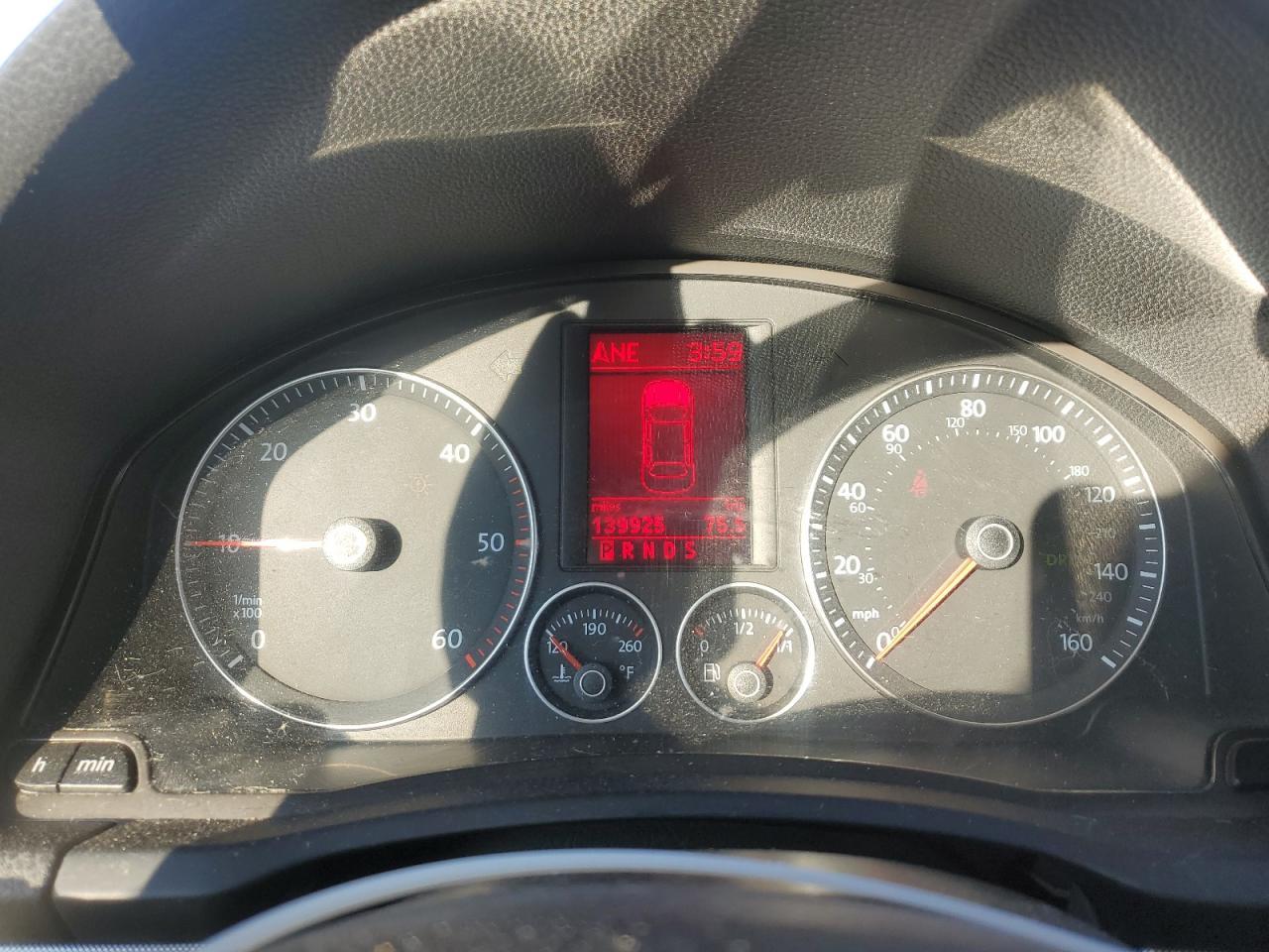 2009 VOLKSWAGEN JETTA