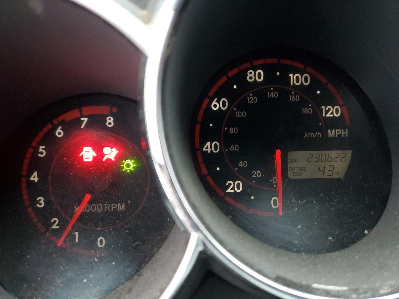 2005 PONTIAC VIBE
