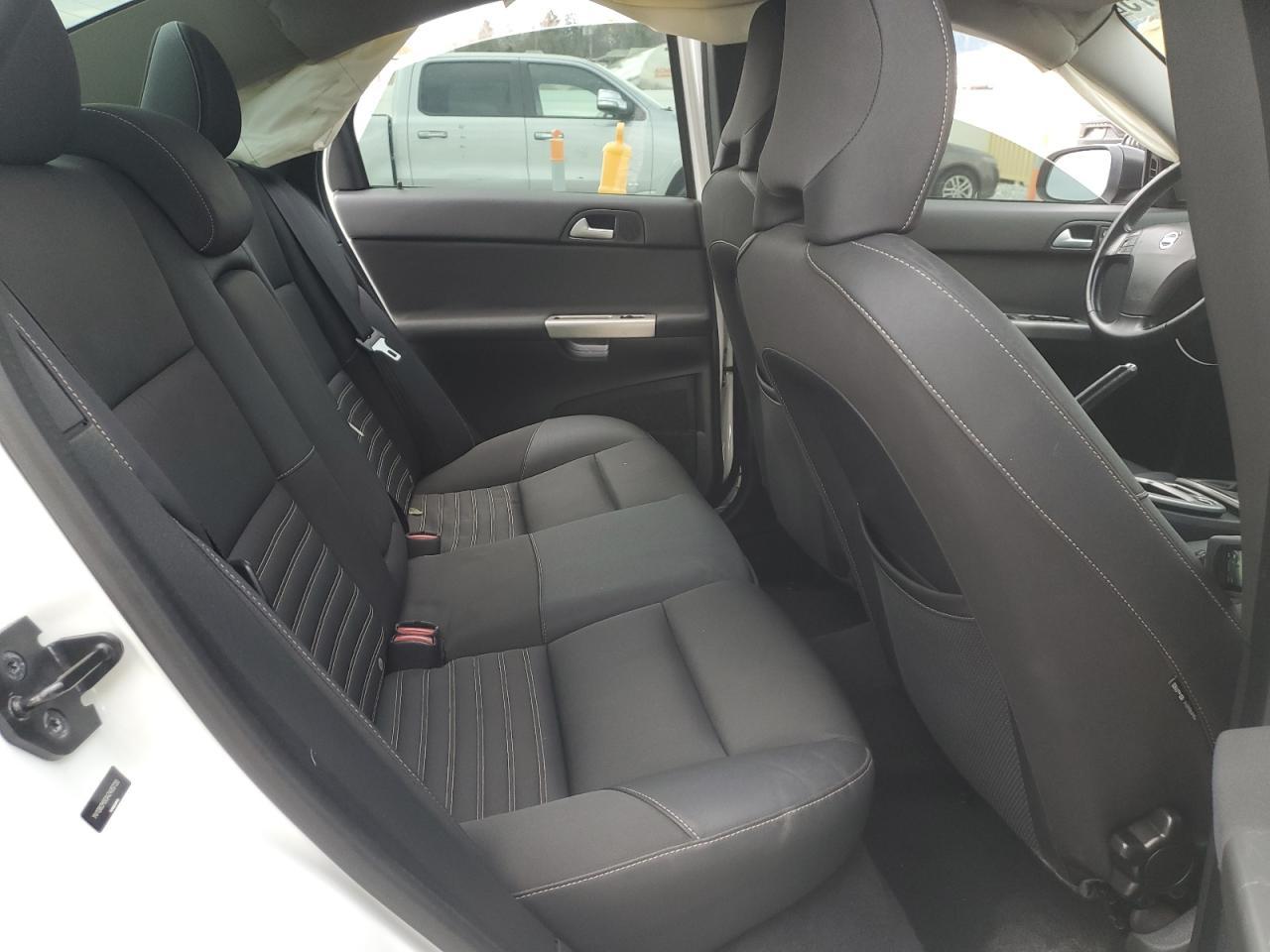 2010 VOLVO S40