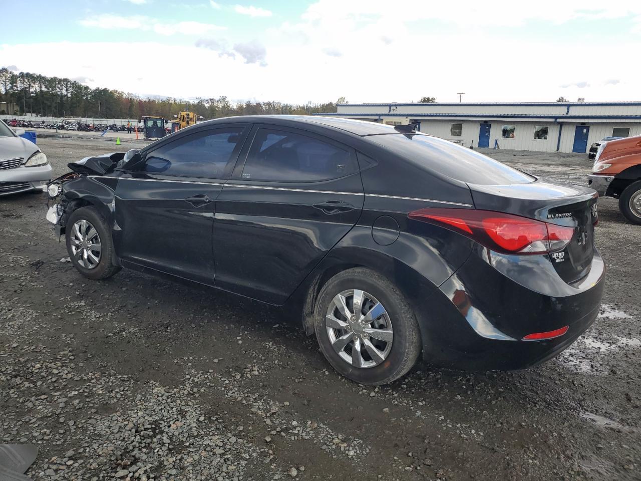 2016 HYUNDAI ELANTRA