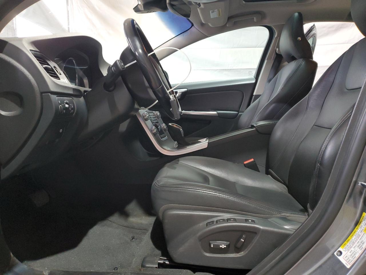 2018 VOLVO S60