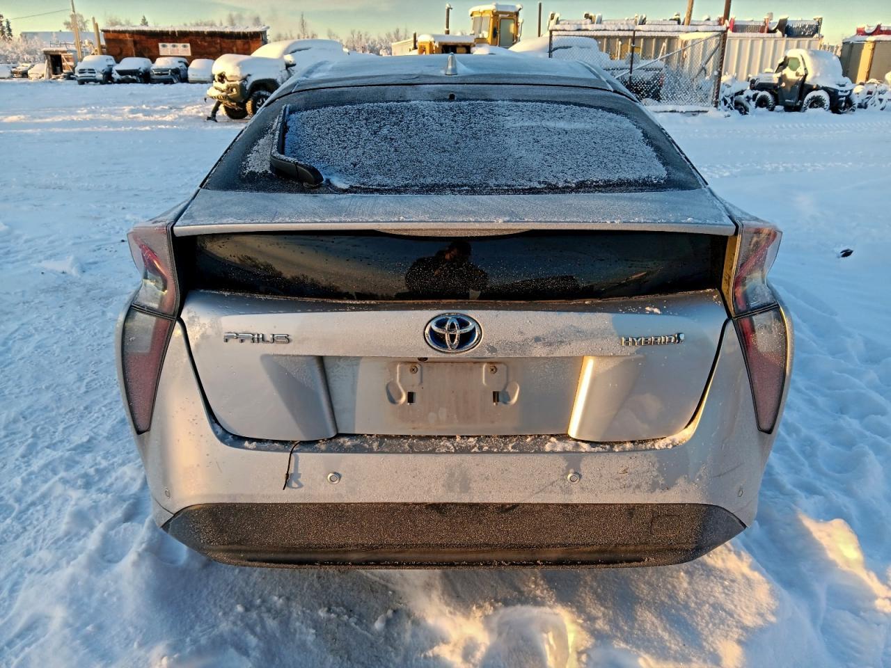 2017 TOYOTA PRIUS