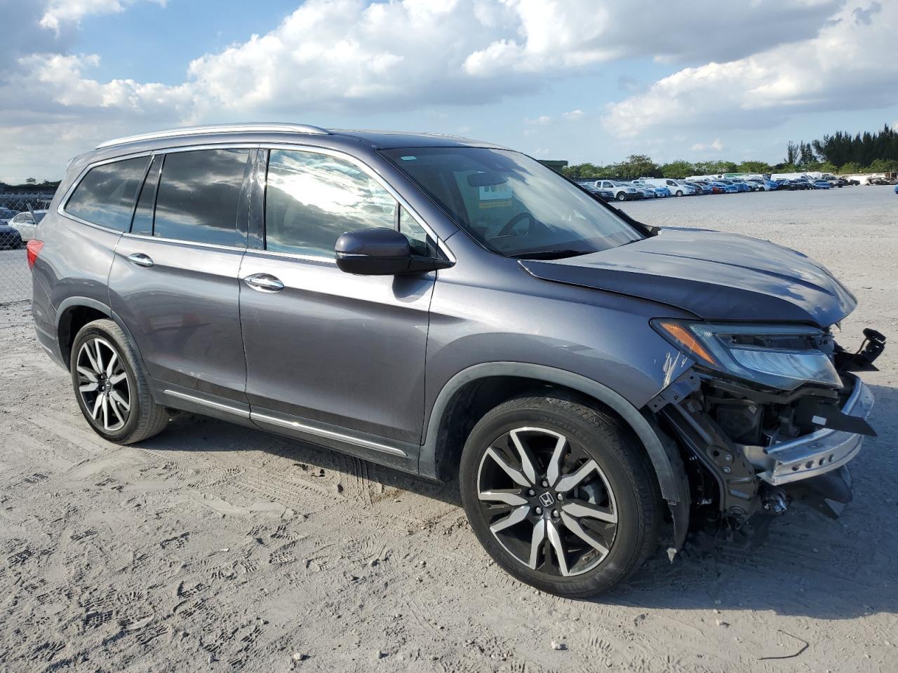 2021 HONDA PILOT