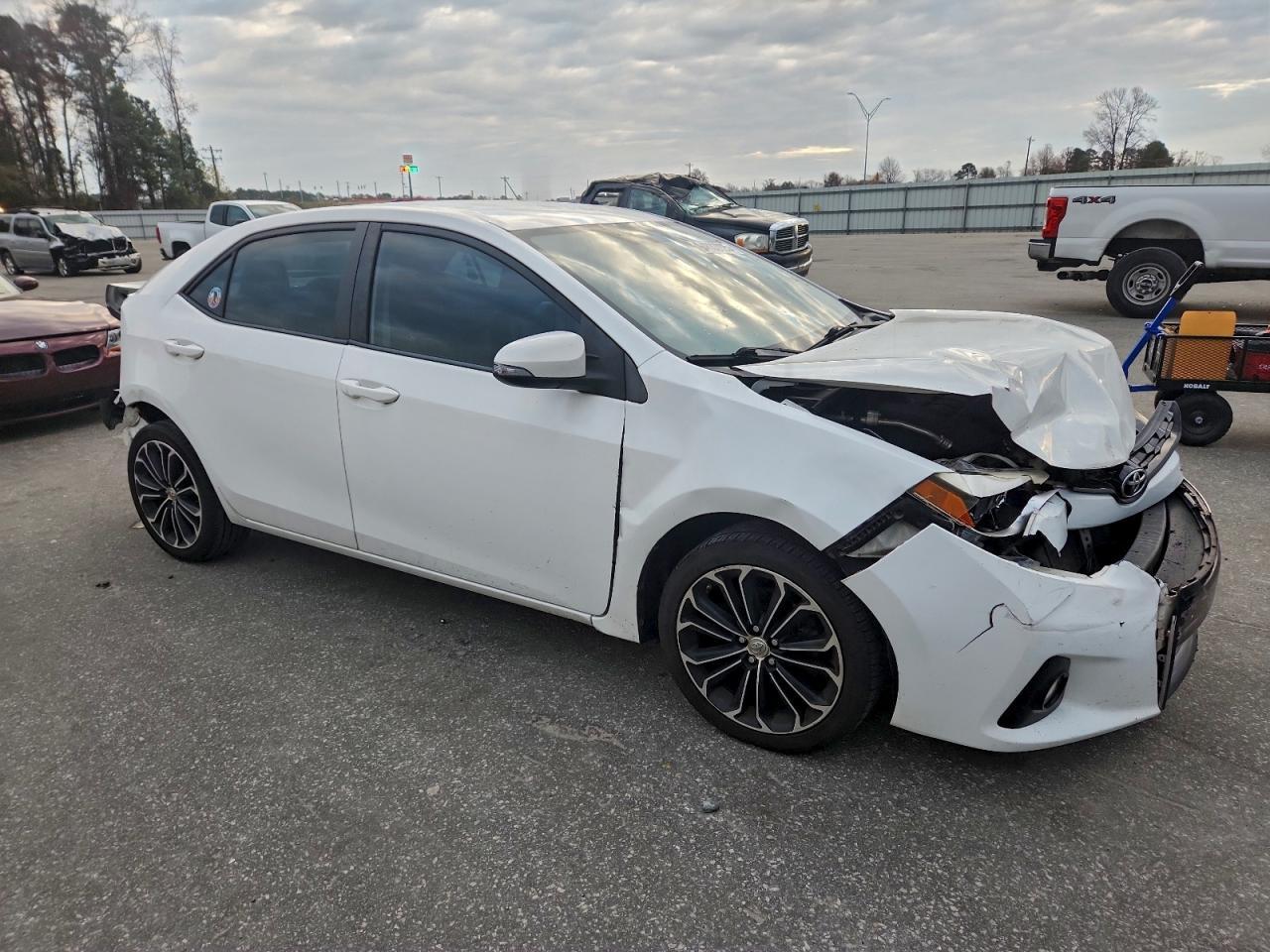 2014 TOYOTA COROLLA