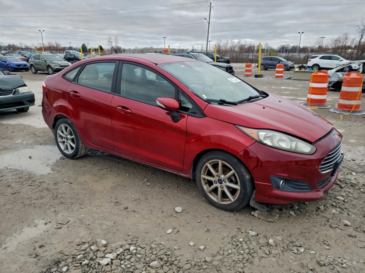 2016 FORD Fiesta