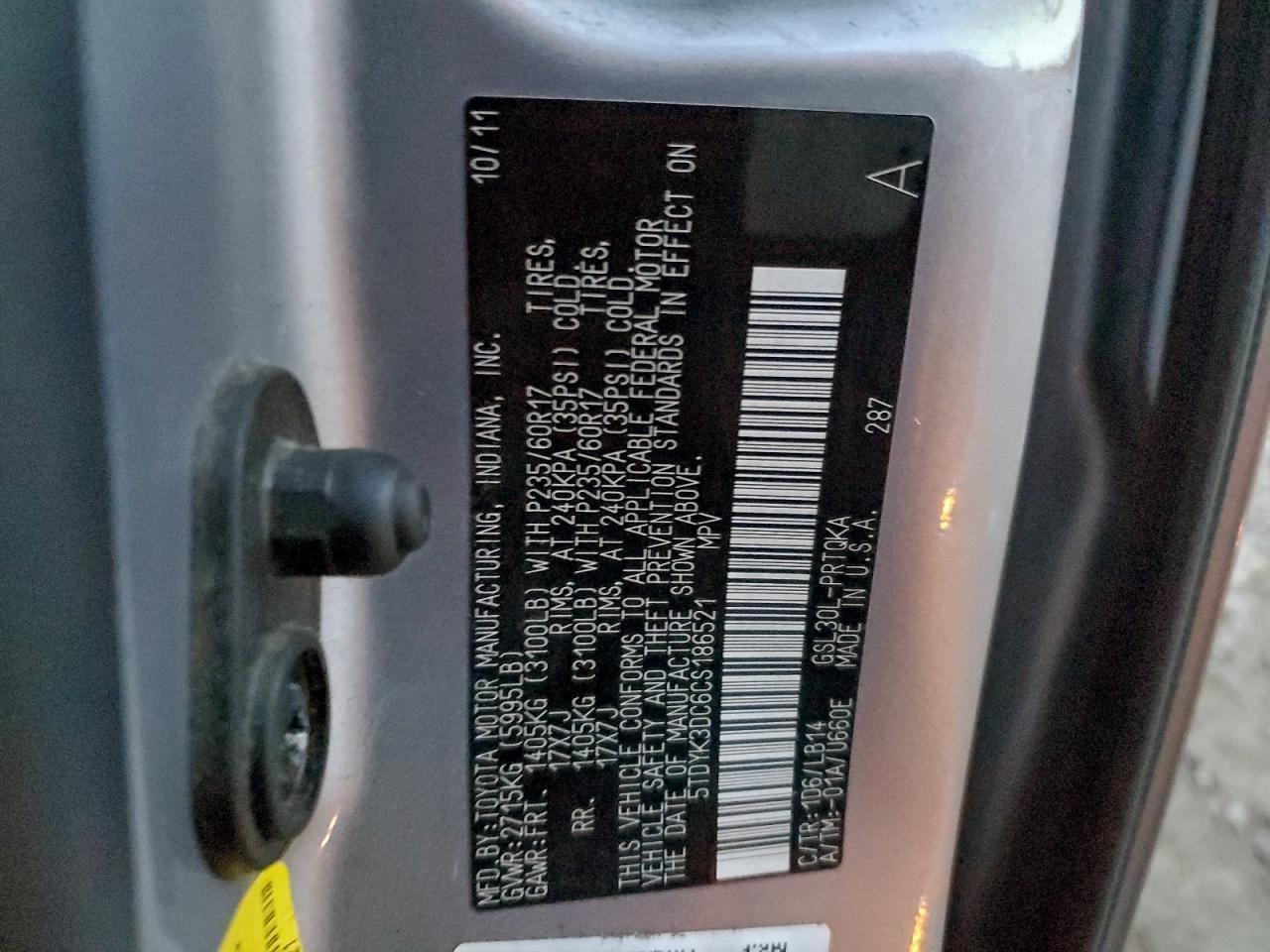 2012 TOYOTA SIENNA