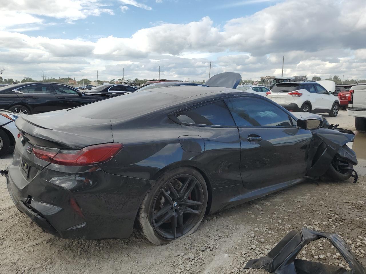 2024 BMW M8