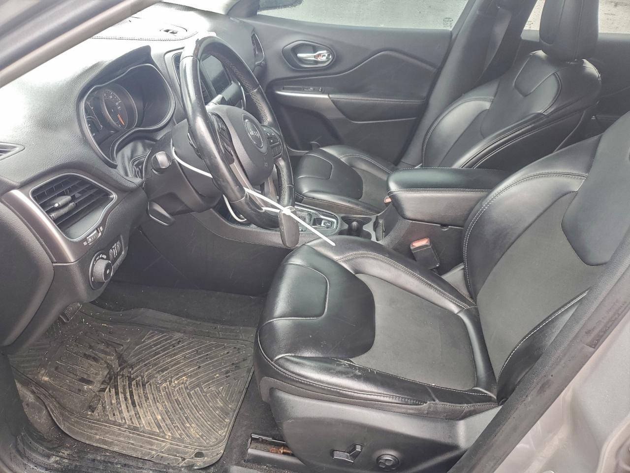 2019 JEEP CHEROKEE