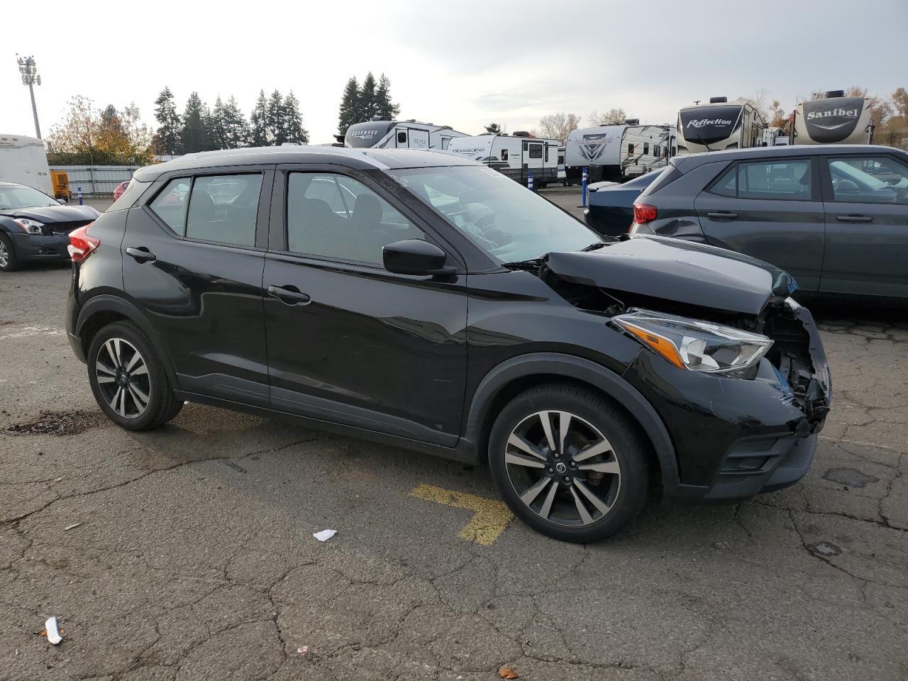 2019 NISSAN KICKS
