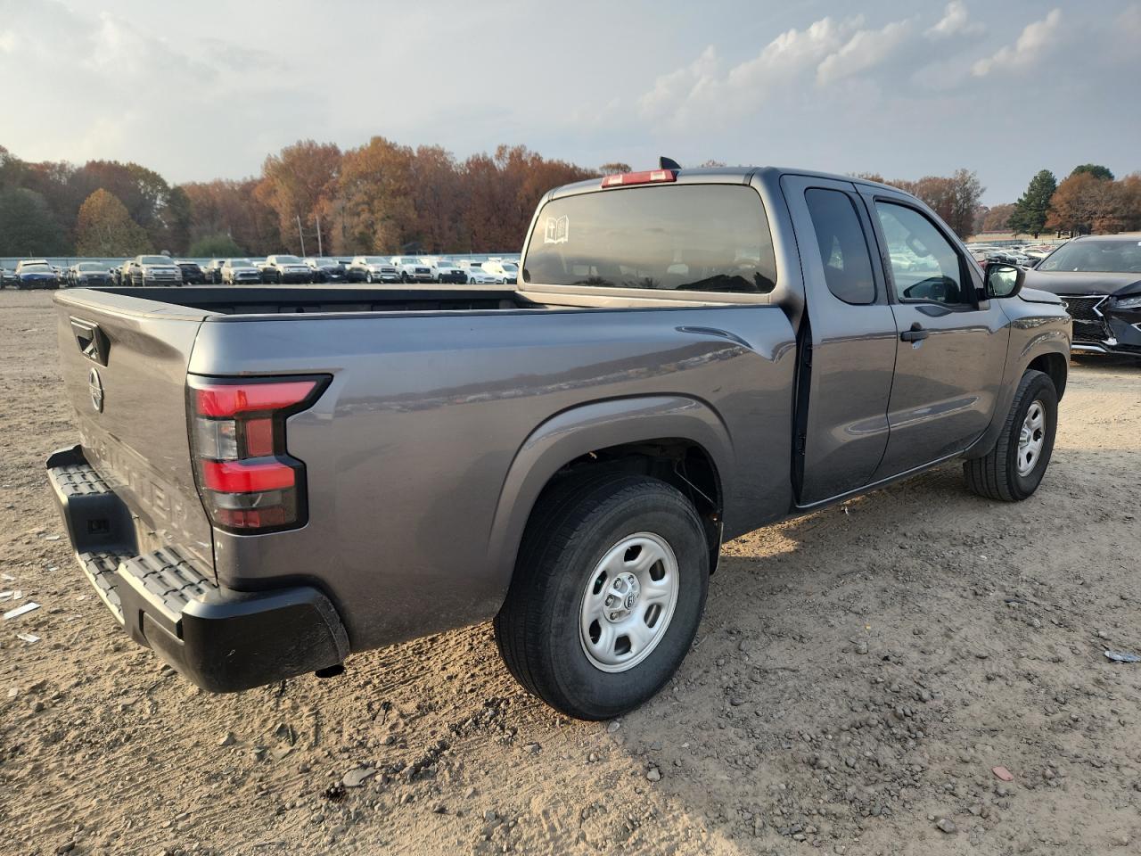 2022 NISSAN Frontier