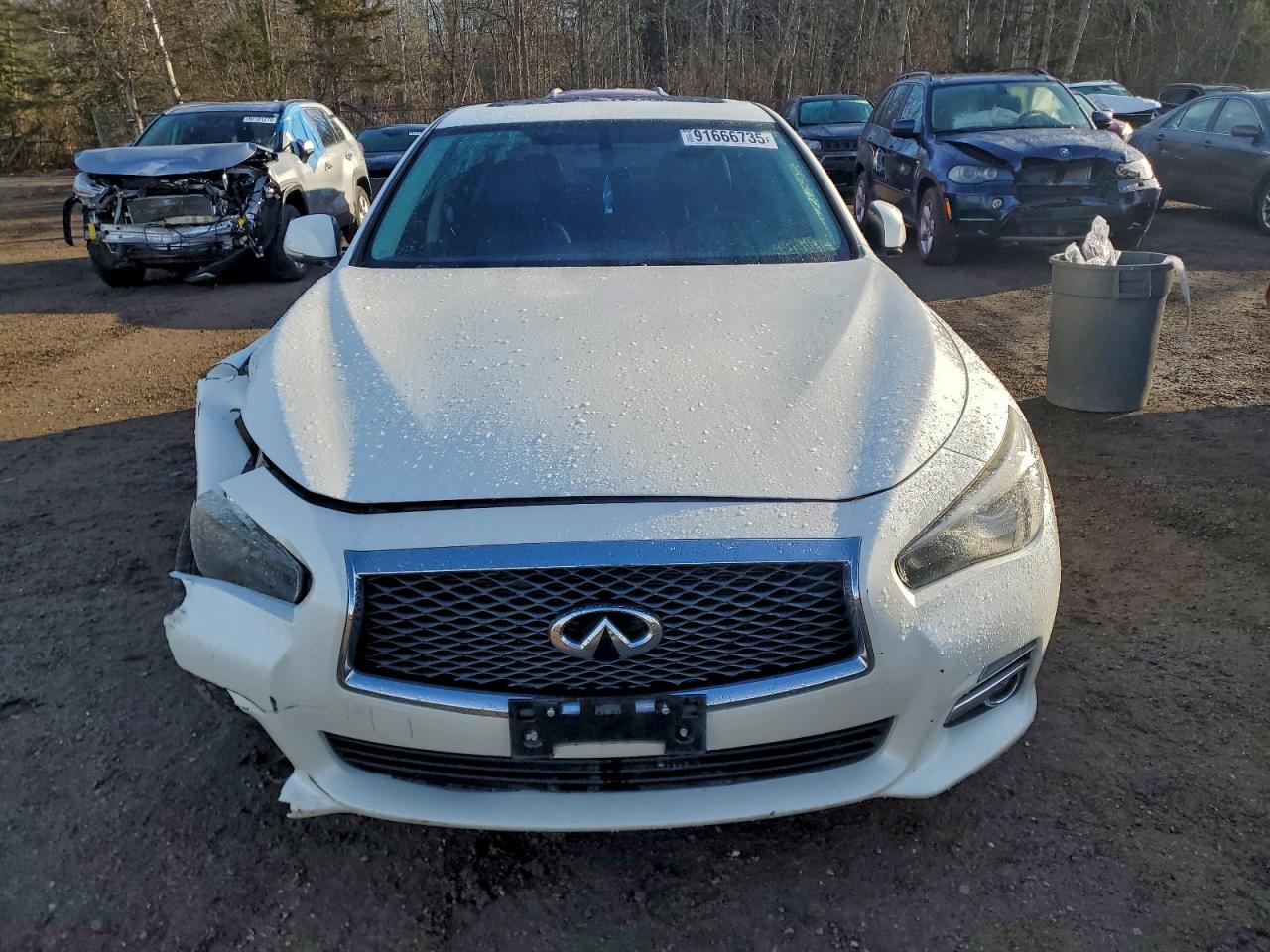 2016 INFINITI Q50