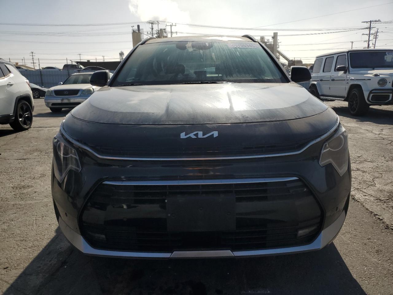 2023 KIA Niro