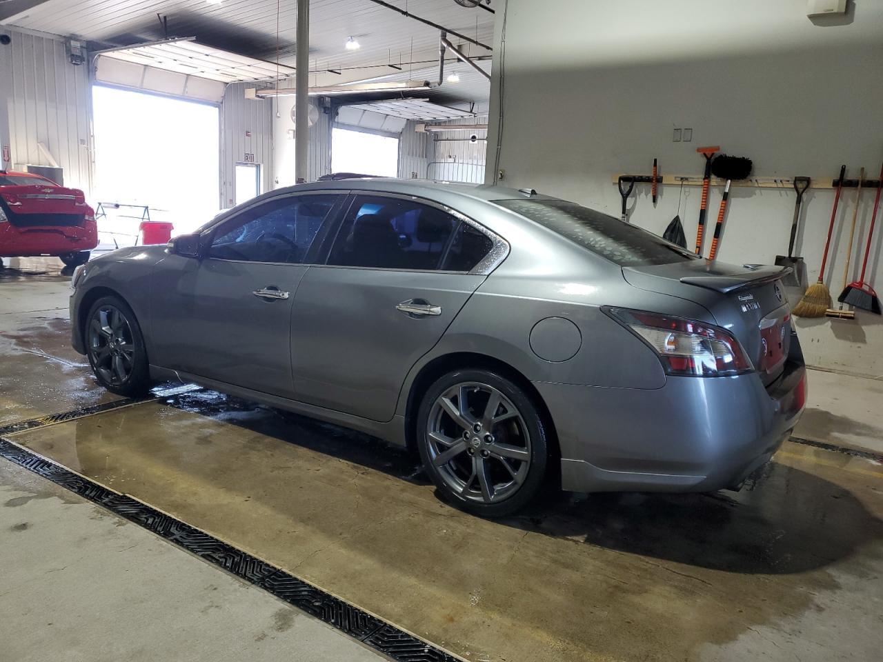 2014 NISSAN Maxima