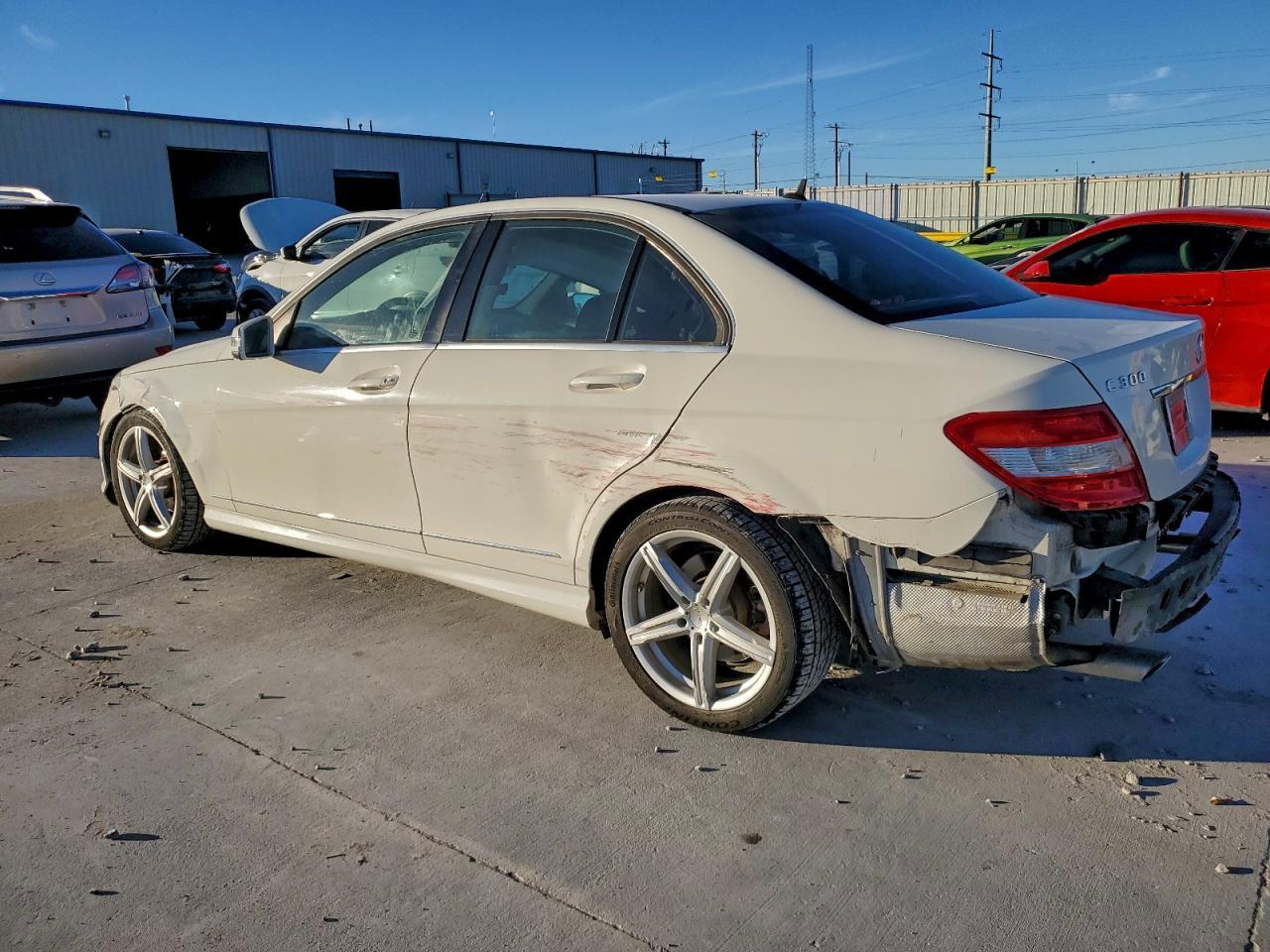 2011 MERCEDES-BENZ C-CLASS