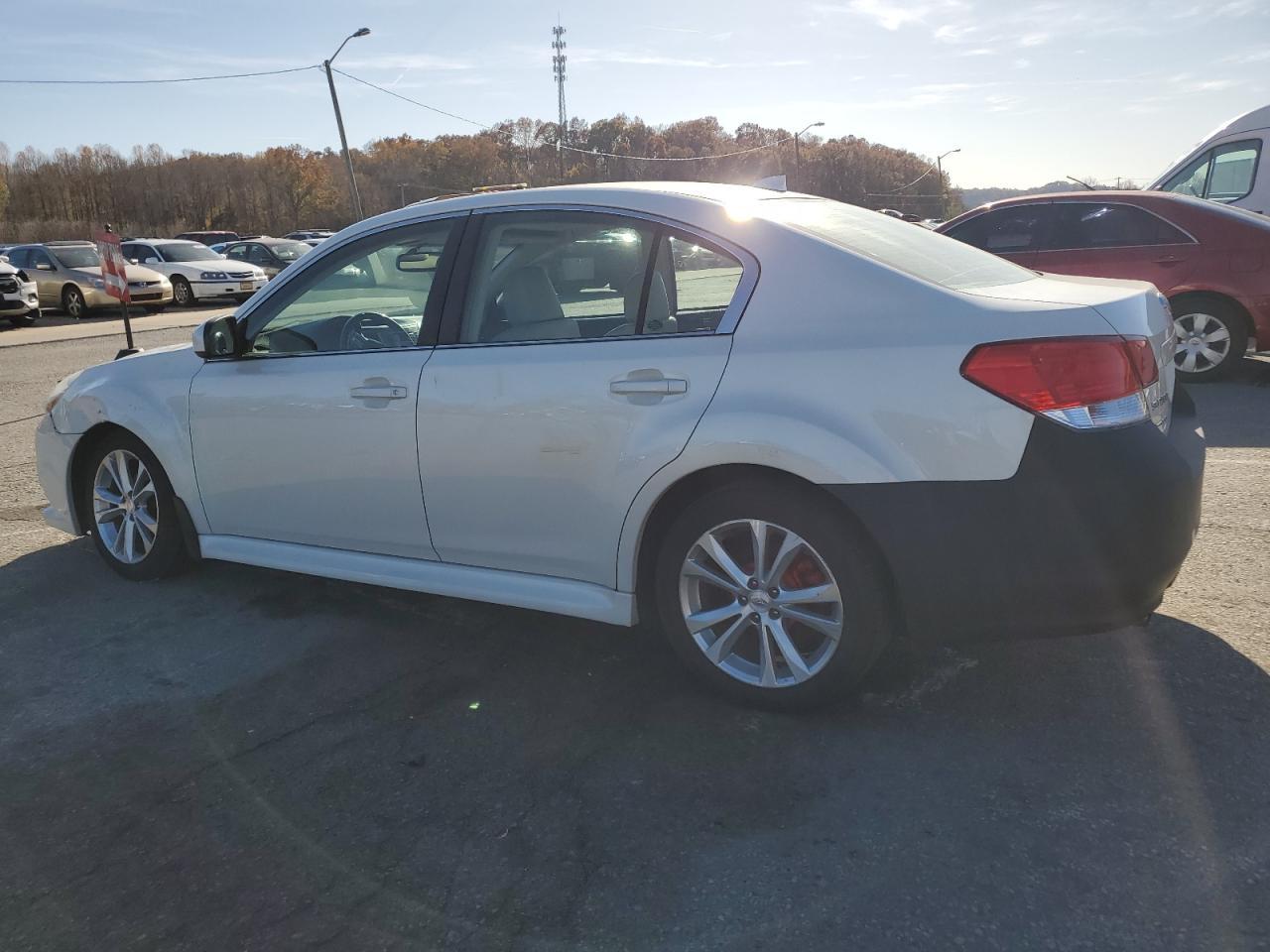 2013 SUBARU Legacy